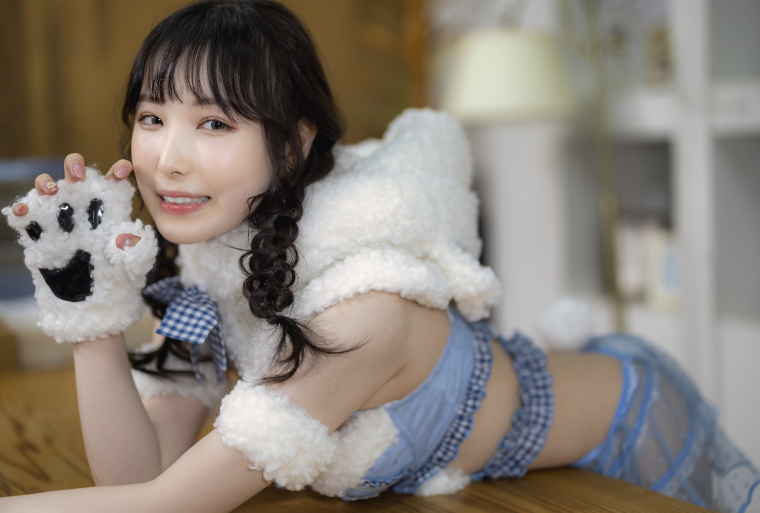 (SSIS-588)地位不比梦乃!香水じゅん(香水纯)真的被轮奸了!-73极品番号网