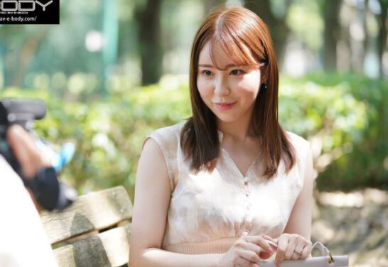 桐条纱绫展现亲亲技巧最好的一部作品-73极品番号网