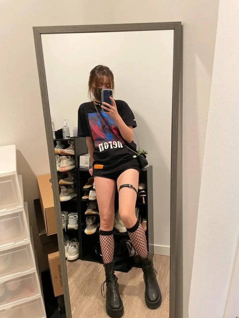 HK Doll玩偶姐姐的所有作品系列剧在哪里看-73极品番号网