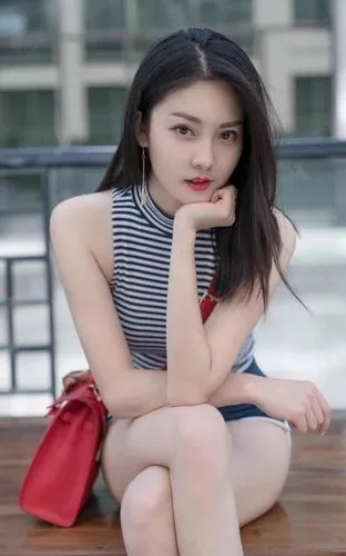 亲生母亲给我灌下情药,母与儿肥水不流外人田,跪撅起来露出小菊花-73极品番号网