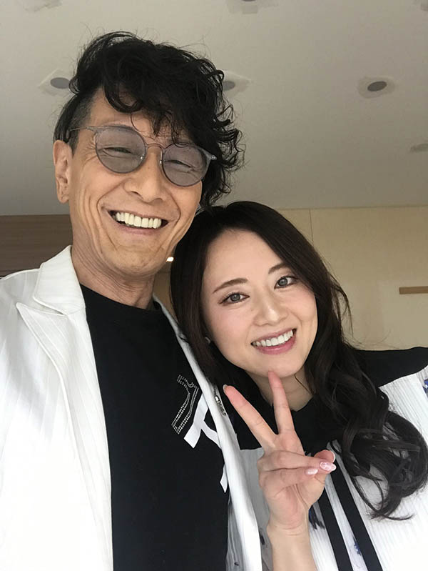 64岁加藤鹰自爆五年没做爱!实测金手指「20秒160下」宝刀未老-73极品番号网